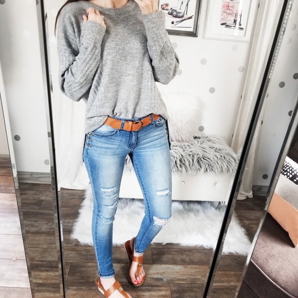 S🅾️LD OUT - Picture 10 of 11